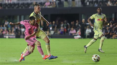 Soccer Messi 的图像结果