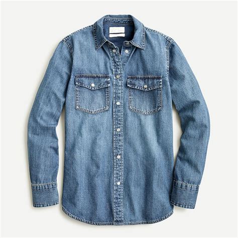 Slim-Fit Chambray Shirt | Chambray shirt, Women shirt top, Womens shirts