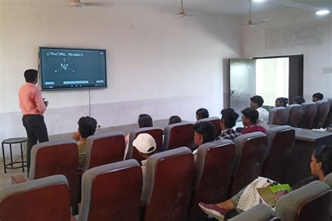 Smart Class Rooms - MOHAMED SATHAK A.J. ACADEMY OF ARCHITECTURE