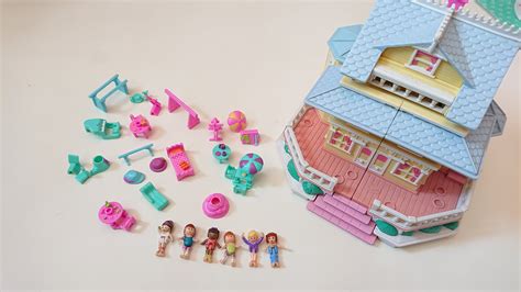 Vintage Polly Pocket House
