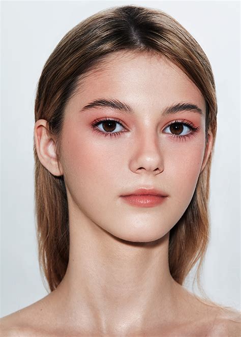 Anya Model 的图像结果