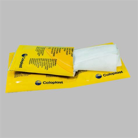 Coloplast 4715 Comfeel Cleanser Wipes (3 Pcs X 10 Pack) – MedineedsIndia