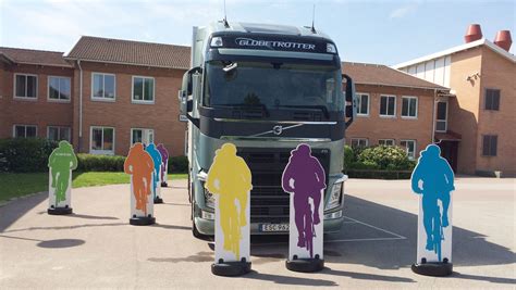 See And Be Seen – Our campaign for traffic safety | Volvo Trucks
