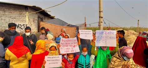 Batla House Slum Dwellers March to AAP MLA’s Office, Receive No ...