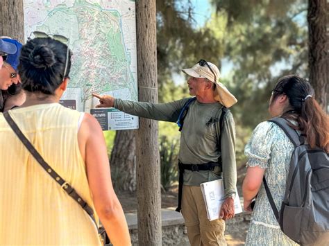 Griffith Observatory Hike – LA Tour | Bikes and Hikes LA