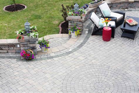 Design Ideas For Large Scale Patio Pavers • Seattle Outdoor Spaces
