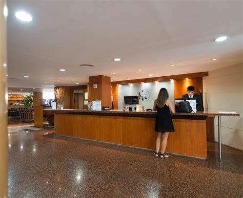 Rude lobby supervisor - Review of Catalonia Park Putxet, Barcelona ...