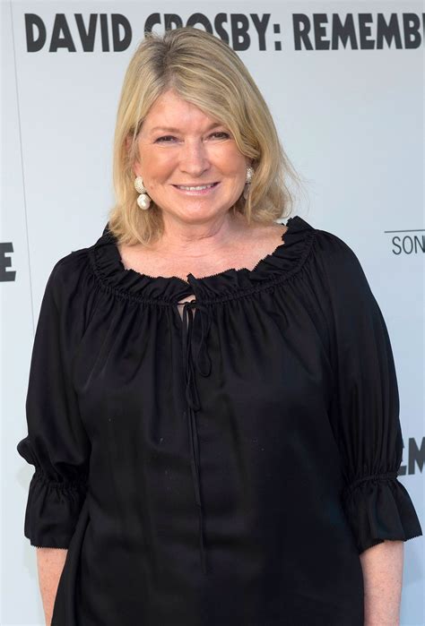 Kevin Hart Car Accident: The Rock, Jamie Foxx, More Celebs React | Us ...