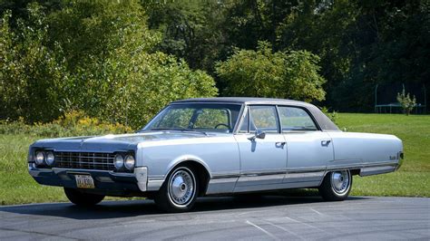 1965 Oldsmobile Ninety-Eight Luxury Sedan VIN: 386695M277983 - CLASSIC.COM