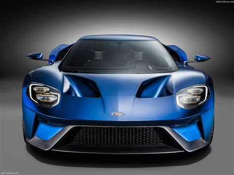 Ford GT (2017) - pictures, information & specs