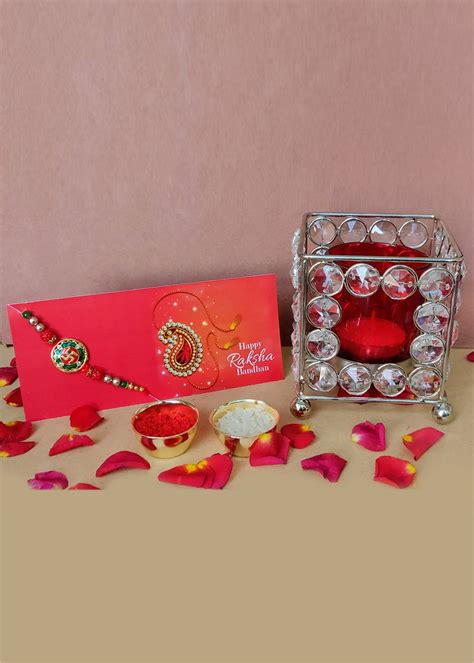 Get Rakhi With Crystal Red Square Candle Stand Gift Set at ₹ 899 | LBB Shop