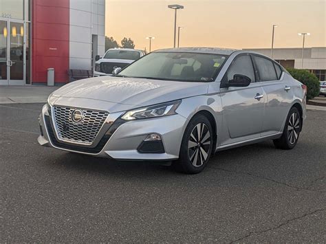 Nissan Altima Silver 2022