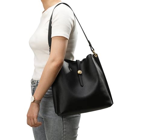 Tiffany & Fred Smooth Leather Shoulder Bag – Tiffany & Fred Paris