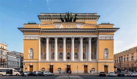 12 самых известных театров России