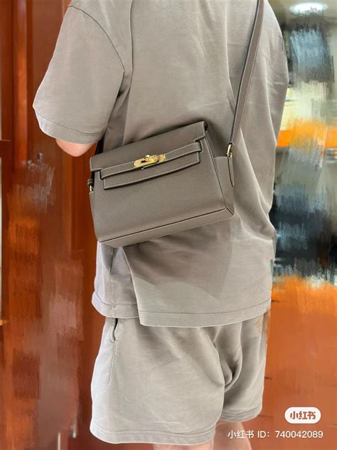 The New Hermès Kelly Messenger Bag is Here in 2025 | Mens bags fashion ...