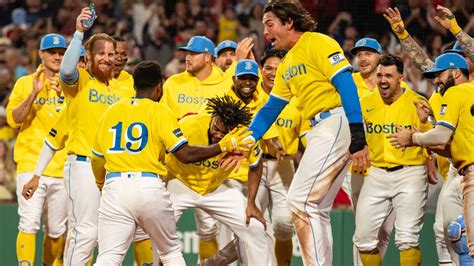 Red Sox stunning success wearing yellow City Connect jerseys continues ...