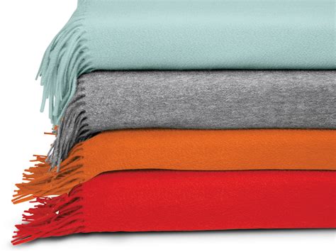 Rimini Cashmere Throw - Luxury Throws - Luxury Bedding - Italian Bed ...
