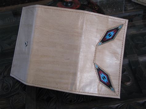 Portemonnaie Ute - feine Leder-Geldbörse für Damen - bestickt | Gundara