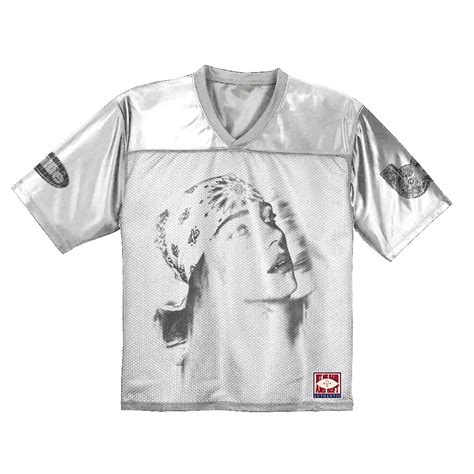 Tops - Billie Eilish | Store