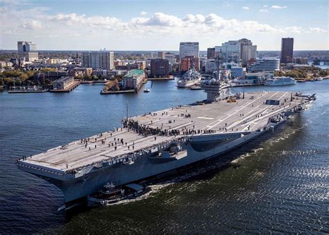 USS George HW Bush parte para testes de mar após dez meses em revisão e ...