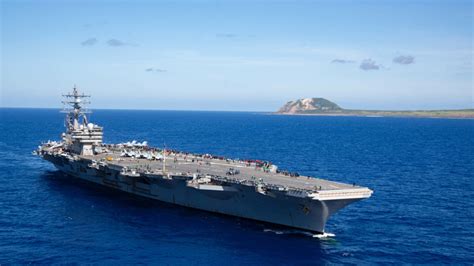美军“里根”号航母打击群进入南海活动，系2021年部署开启后首次_腾讯新闻