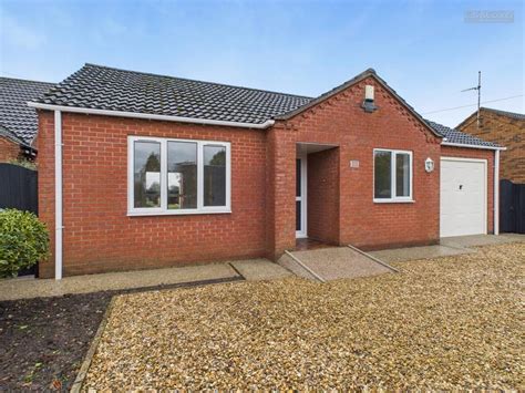 Bungalows for sale in Spalding | City and County