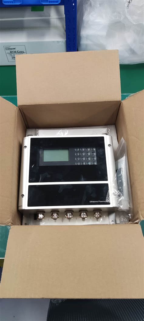 Clamp On Ultrasonic Flow Meter 的图像结果