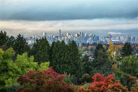 Vancouver, BC Weather in October: Is it Worth the Visit? - Seattle Travel