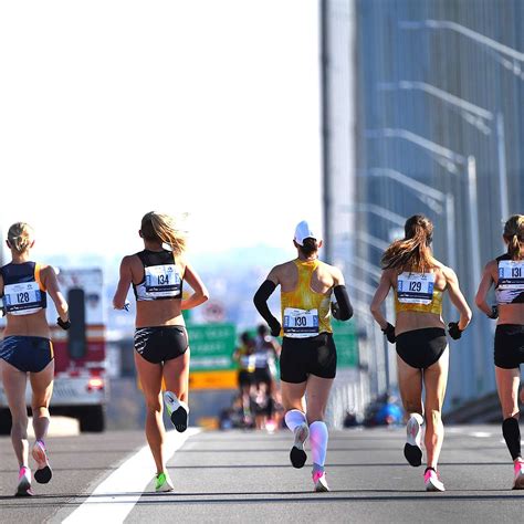 Average Marathon Running Times and Race Statistics