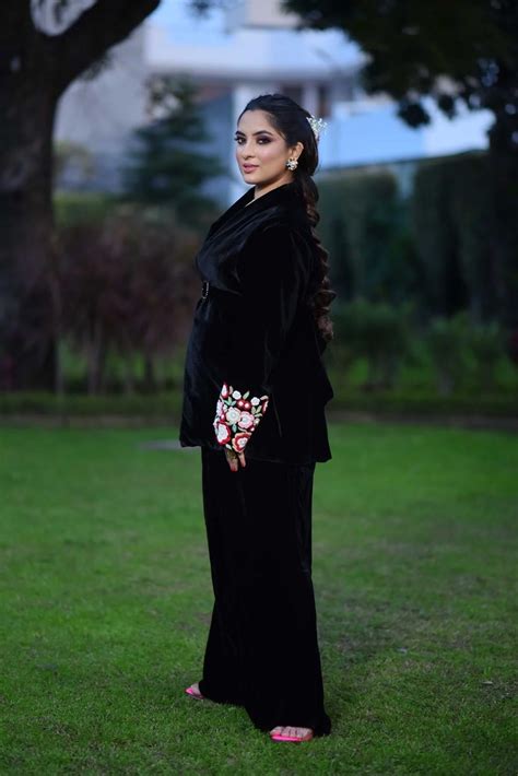 Black Velvet Blazer Co-Ord Set – Anahyta Arora