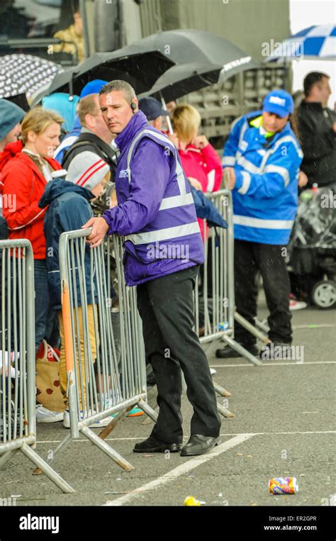 Rezultat imagine pentru Event Crowd Control