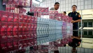 Rokok Luffman, Ketidakmampuan Menkeu Memerangi Rokok Ilegal