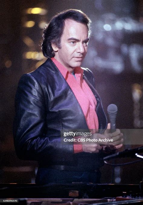 Neil Diamond Hello 的图像结果