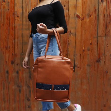 2AM: Handmade Vegan Bags For Women | LBB