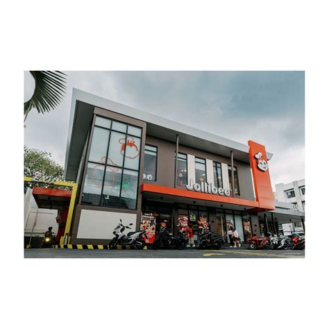 Jollibee Drive-thru Day, Barangay 16, Caloocan City, Malabon, 31 July ...