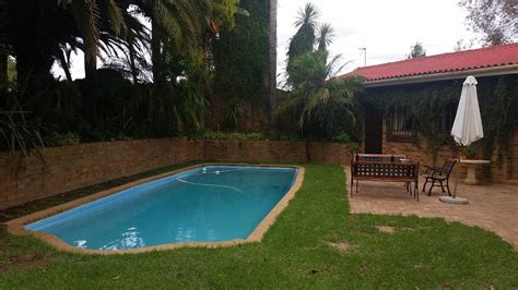 MORESON GUEST FARM (Windmeul) - Lodge Reviews & Photos - Tripadvisor