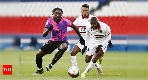 Paris Saint-Germain warm up for Barcelona clash with narrow victory in ...