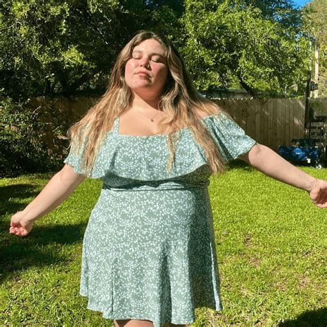 Meet.Curve Catalog Reviews, Testimonial, Style Gallery - Meet.Curve