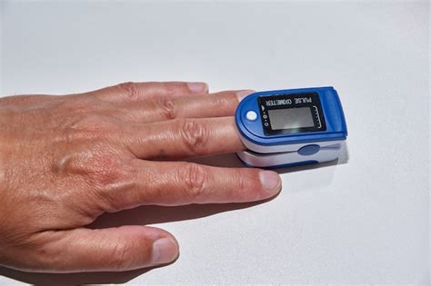 Image result for Measuring SpO2