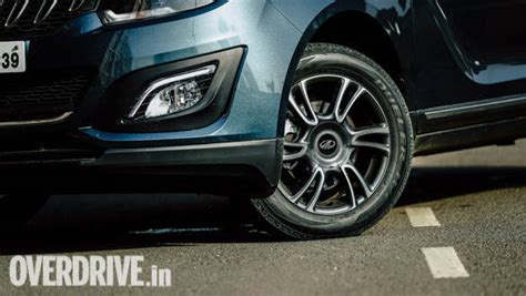 2018 Mahindra Marazzo road test review - Overdrive