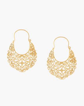Shop earrings & ear cuffs online. Pick stylish earring designs at Ajio.com