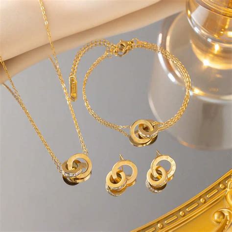 4pcs Stainless Steel Golden Plated Interlocking Circles Infinity Style ...