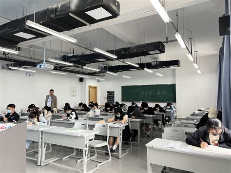 我校学子在2019年全国大学生英语竞赛总决赛中获得佳绩-西安财经大学 教务处（招生办公室）