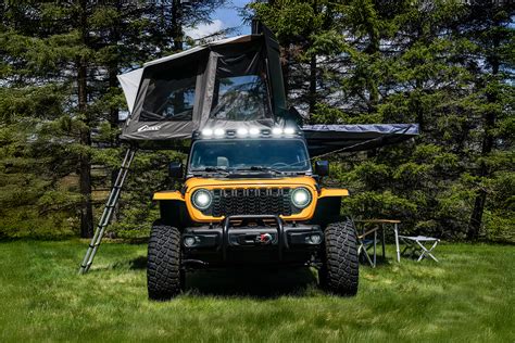 Jeep Awning and Rooftop Tent Concept | Uncrate