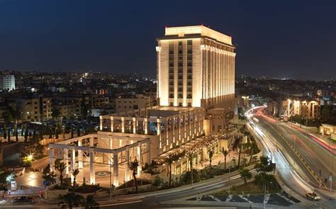 FOUR SEASONS HOTEL AMMAN - Hotel Reviews, Photos, Rate Comparison ...