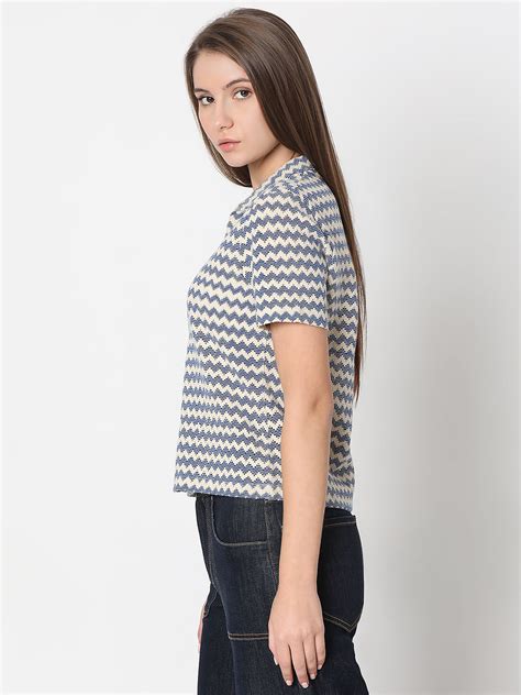 Buy T-shirts for Women Online In India - VERO MODA