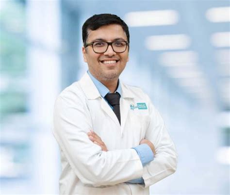 Best Medical Oncologists - Apollo Cancer Centres