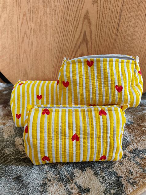 Heartbeat Yellow Toiletry Pouches (Set of 3) – The Quince Life