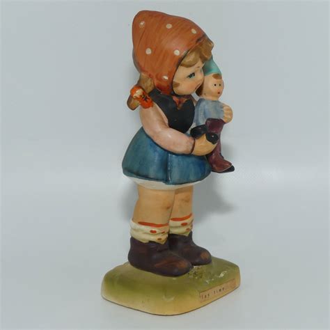 Hummel replica | Play Time figure by Erich Stauffer 55/1550 – Roundabout Antiques