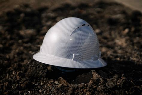 Hard Hat White Carbon Fiber - Viva Outlets